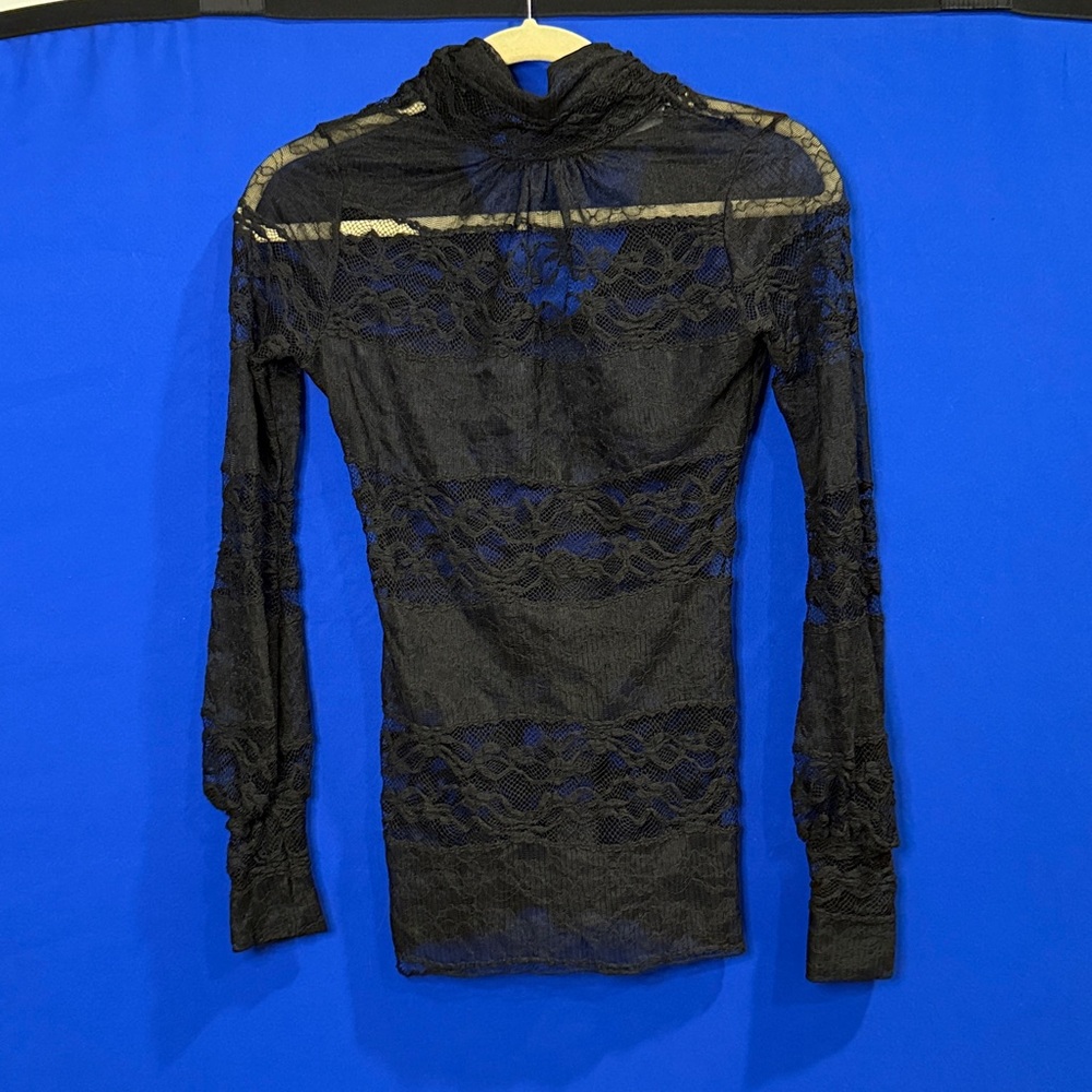 Black Lace Long Sleeve Top